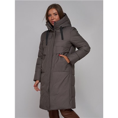 Пальто утепленное молодежное зимнее женское темно-серого цвета 52331TC