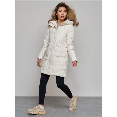 Зимняя женская куртка молодежная с капюшоном бежевого цвета 586832B