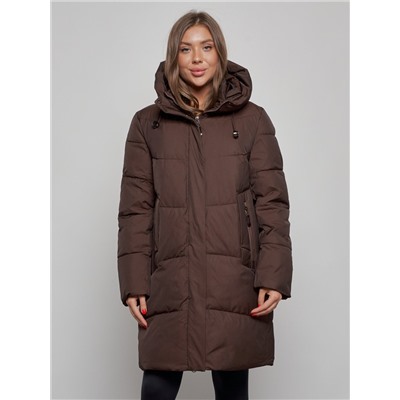 Пальто утепленное молодежное зимнее женское темно-коричневого цвета 52363TK
