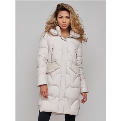 Пальто утепленное с капюшоном зимнее женское бежевого цвета 13332B