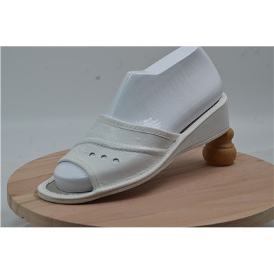 031-36  Обувь домашняя  (цвет белый) (Тапочки кожаные) размер 36