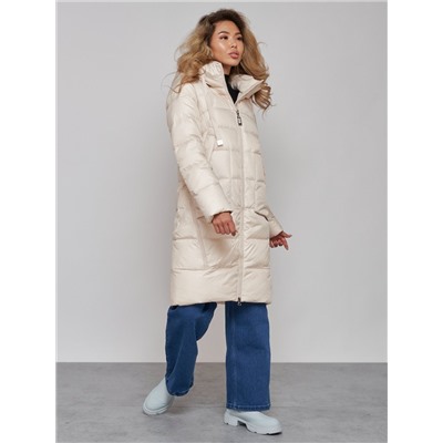 Пальто утепленное молодежное зимнее женское светло-бежевого цвета 589098SB