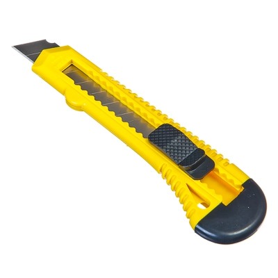 [27909] Нож технический 18мм с квадратным фиксатором FALCO 685-009