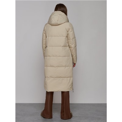 Пальто утепленное молодежное зимнее женское бежевого цвета 52329B